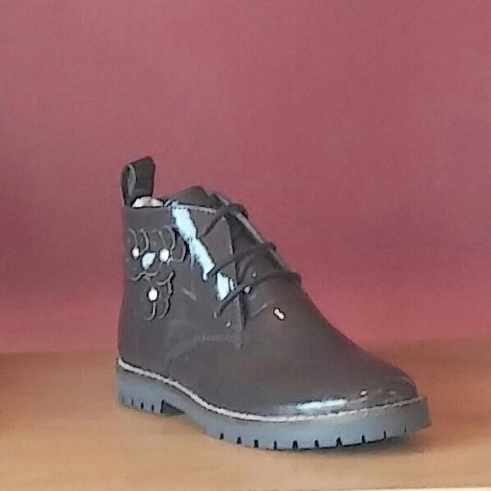 Nwb Pazitos Desert Flower Bootie Brown